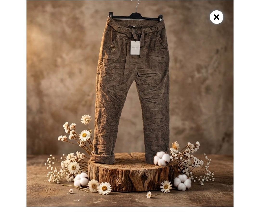 A cord Jogger Fits 10-16