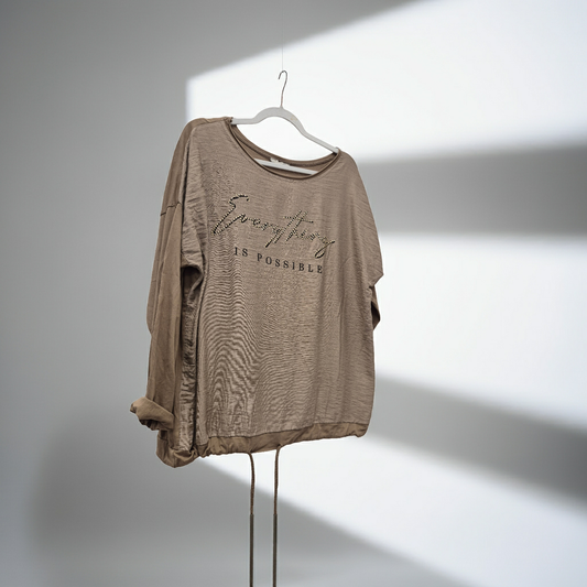 A Trendy Top fits 10-14/16