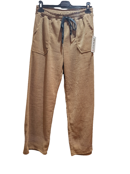 Cord pants (wide leg)