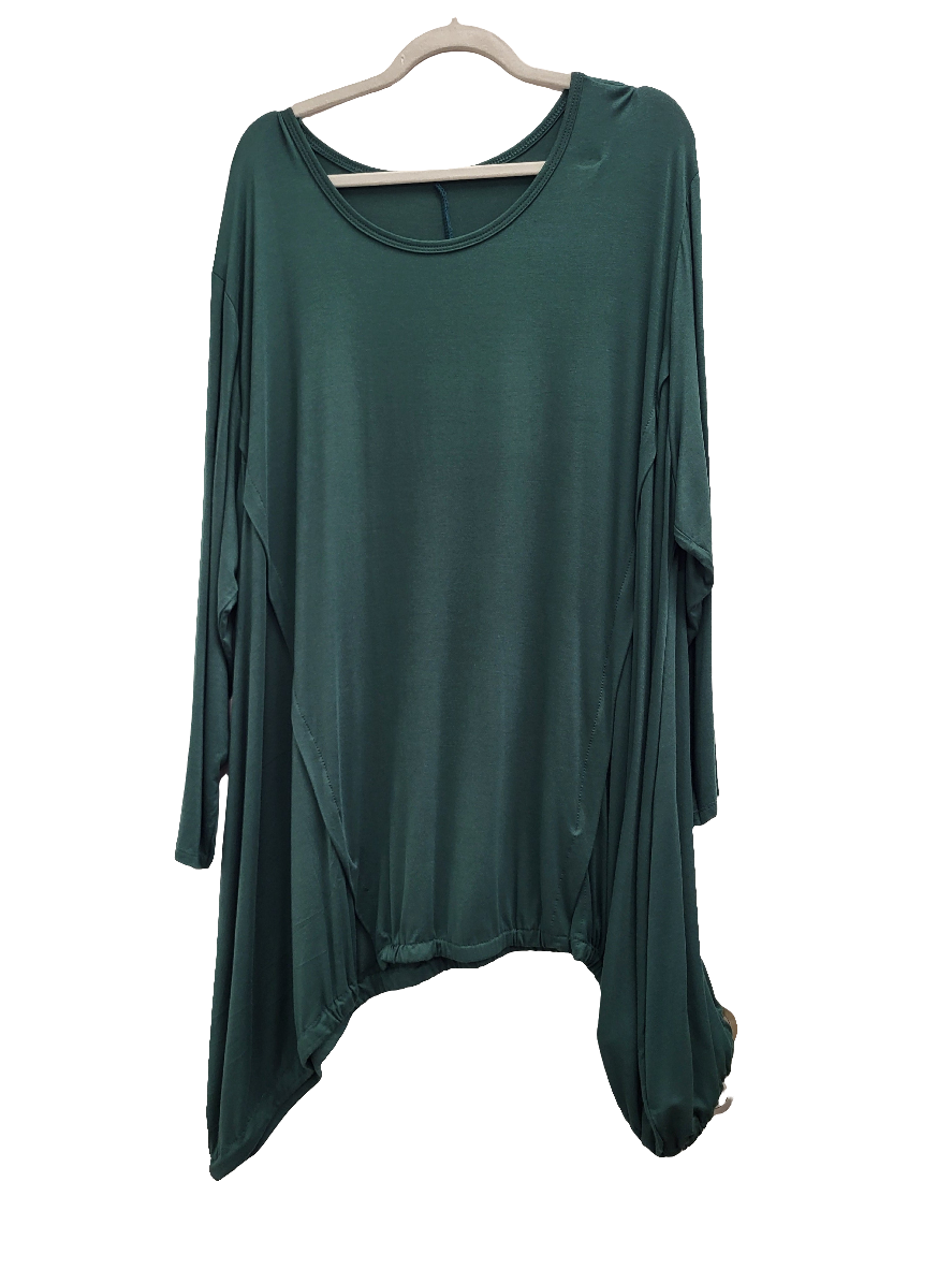 Oversized Top.  Fits 16-26