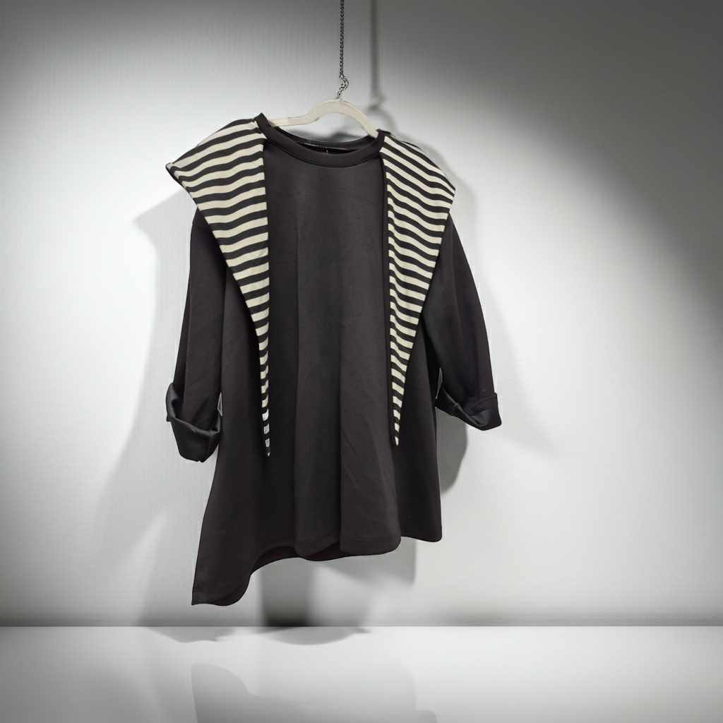 A Beautiful Hoodie Fits 14-20