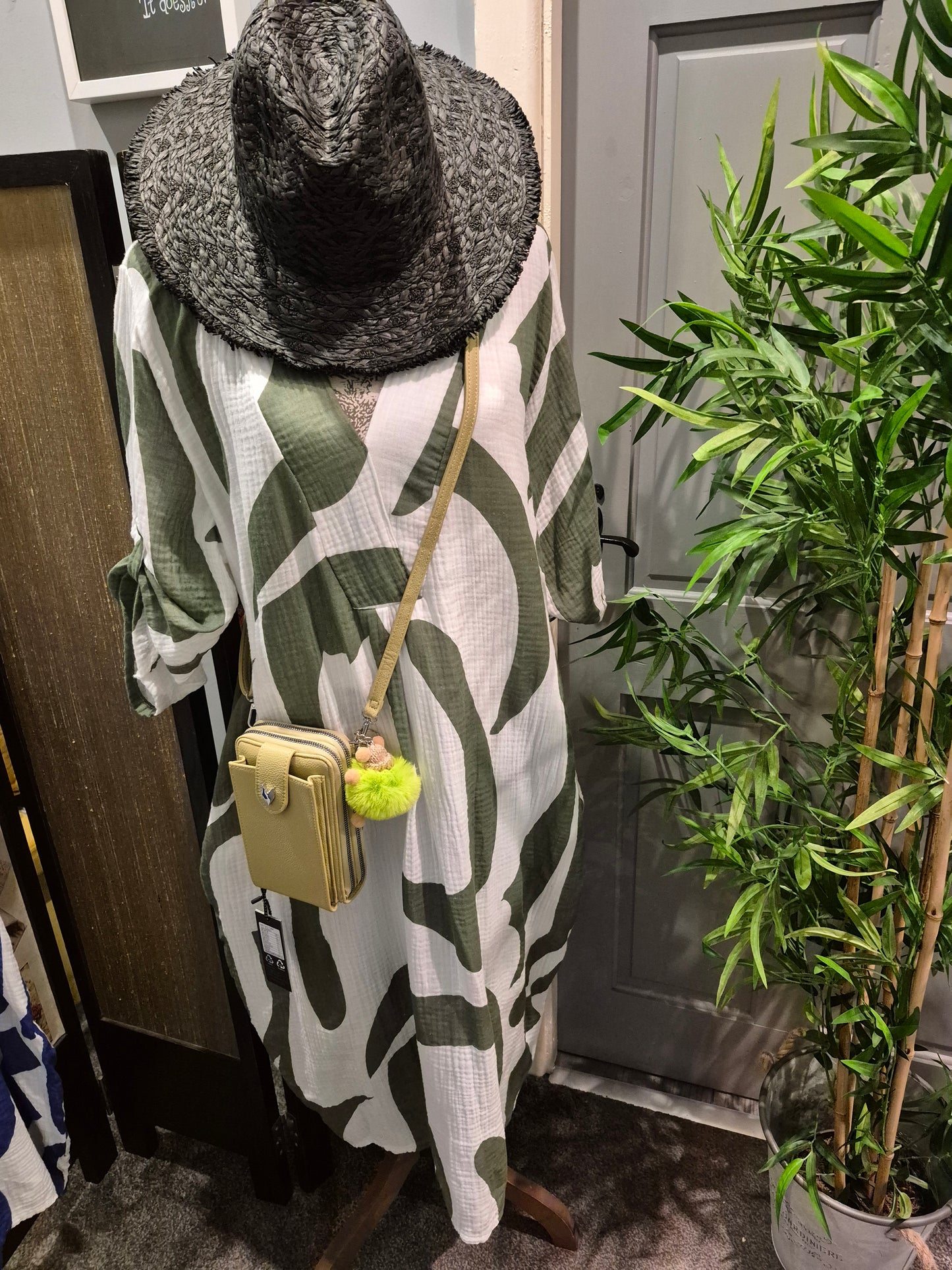 A fabulous Tunic Fits 16-22