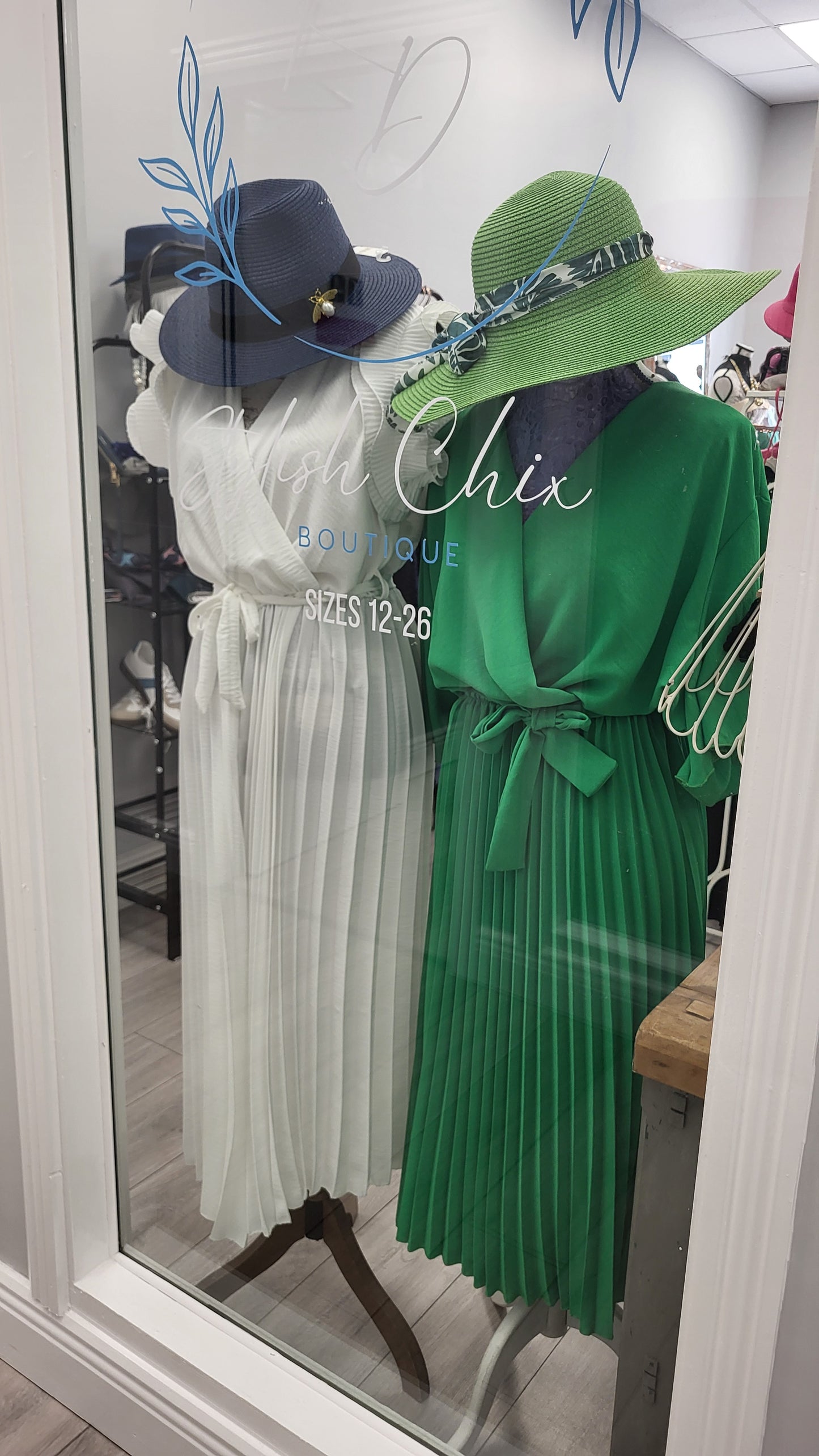 A pleated Dress Fits 12-18
