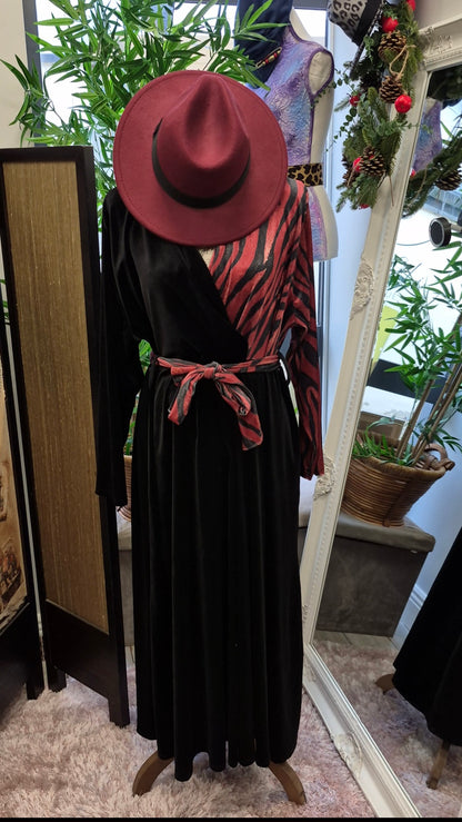 A Kitty Dress Fits 16-26