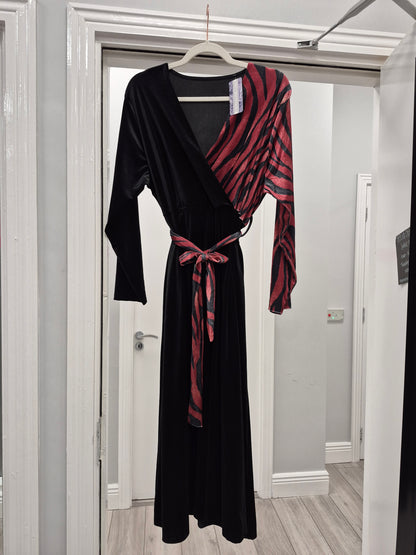 A Kitty Dress Fits 16-26