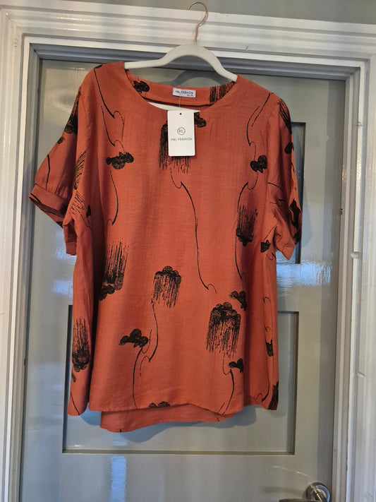 A Pretty Top Fits 12-16 & 16-20