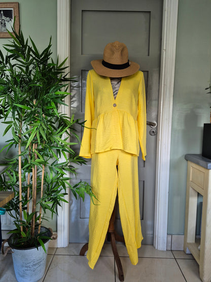 A Yellow 2 Piece Trouser Suit Fits 10-14