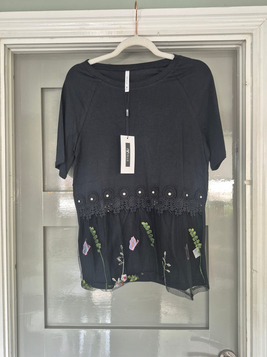 A Cute Top Fits 10-14