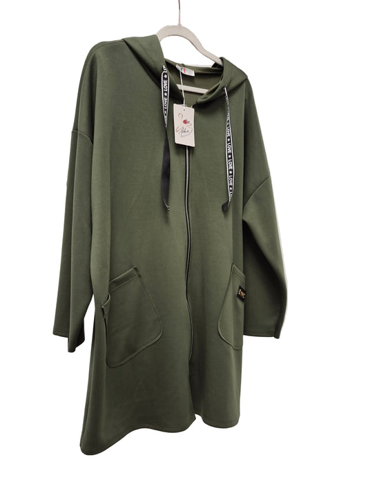 A Scuba coat with hood Fits 14-20