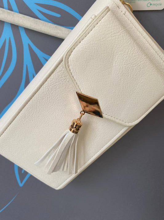 A Crossbody Bag 👜