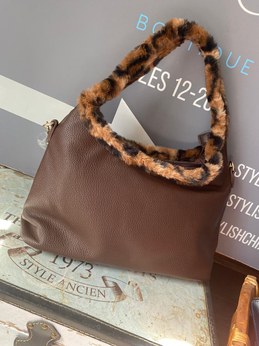 A Fur Trim Bag