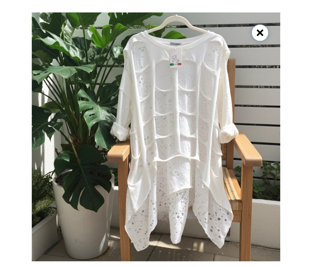 A Marina Sweatshirt Fits 14-20
