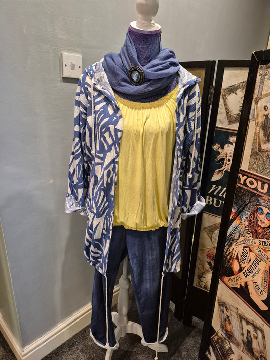 A Printed Hoodie Fits 10-16