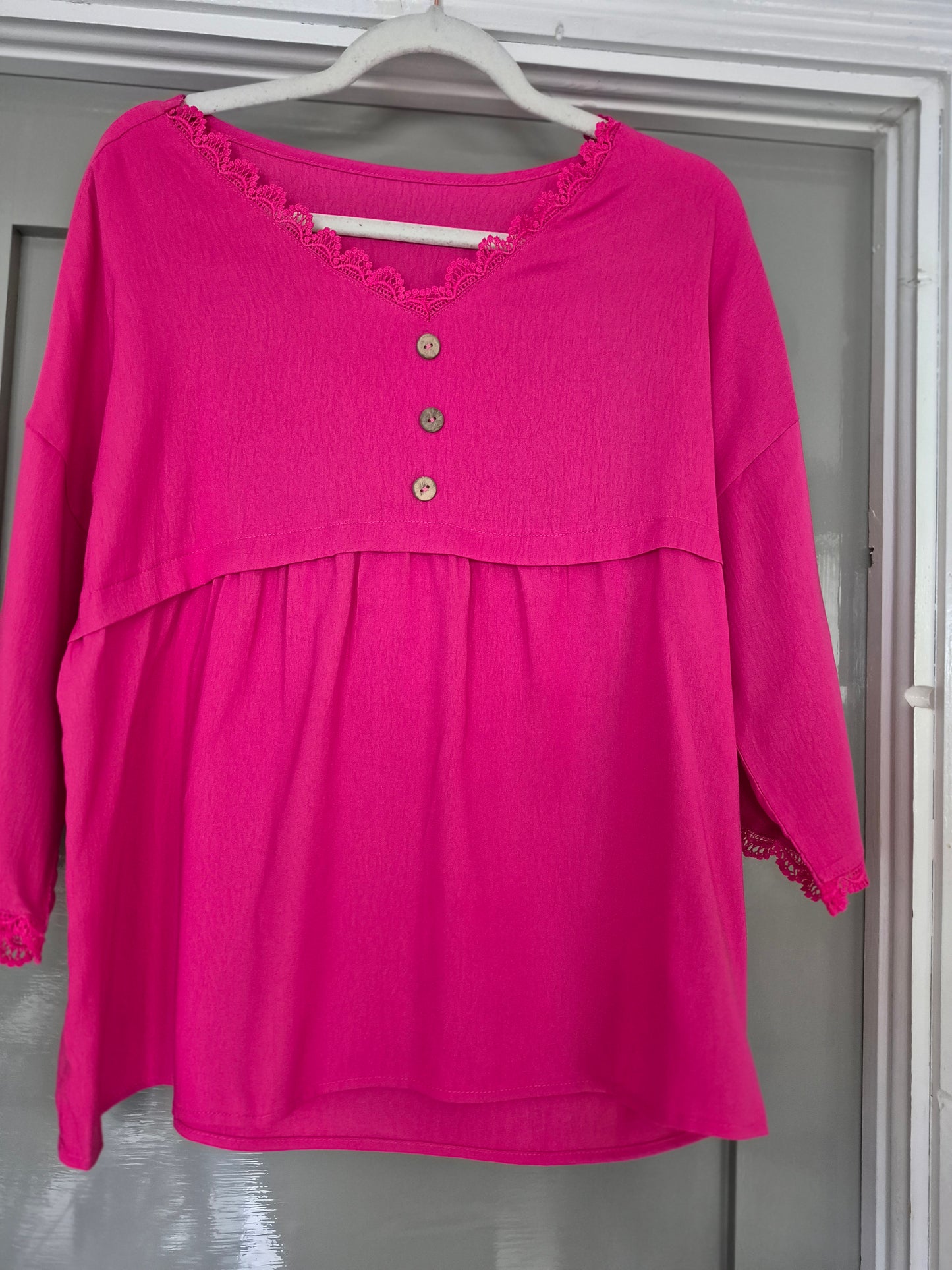 A Pretty Top Fits 12-16